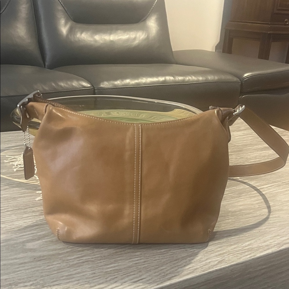 COACH Vintage Tan Leather Shoulder Bag